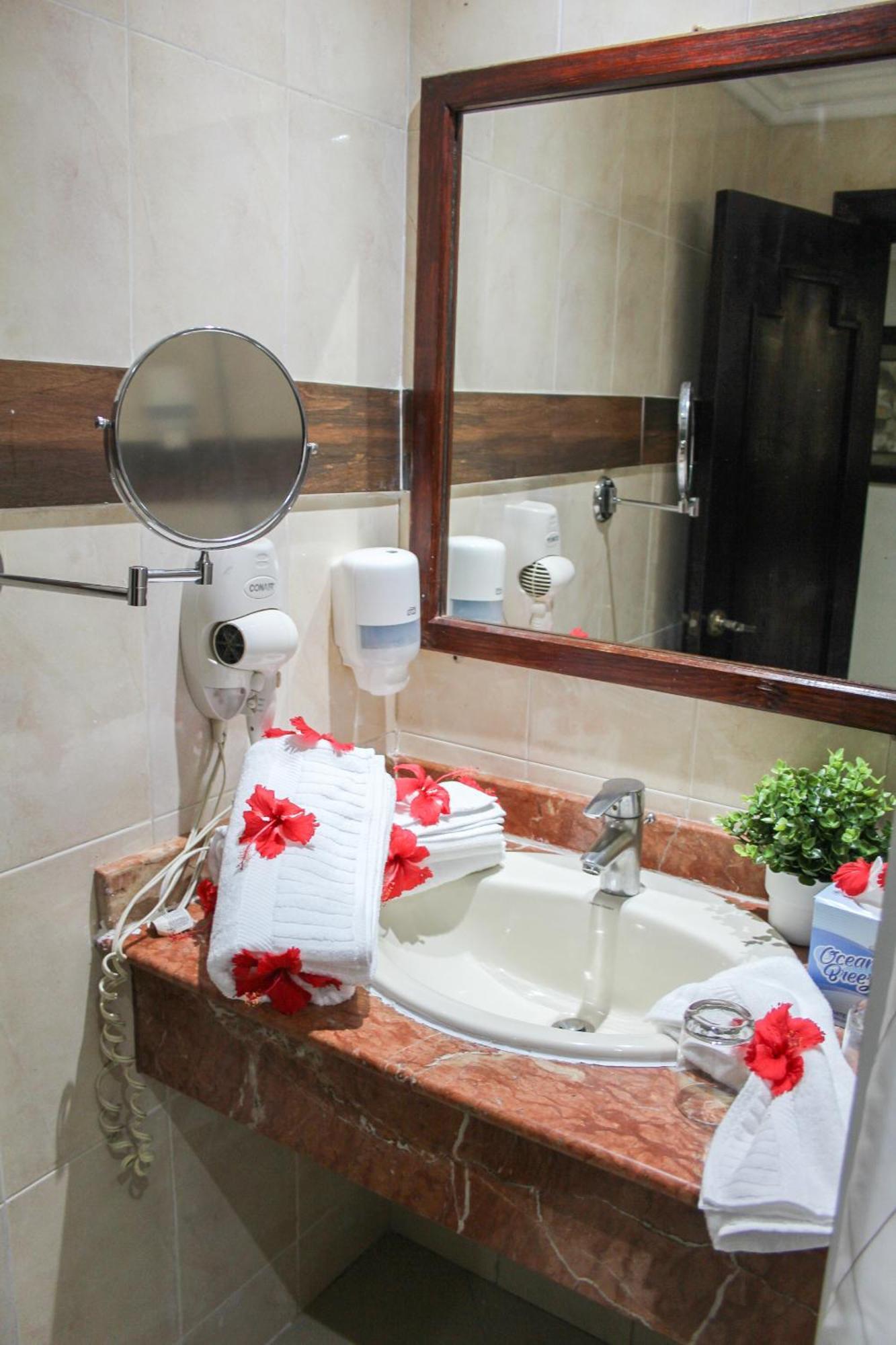 Plaza Brisas Mt Hotel 3*